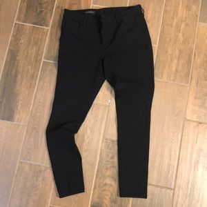 Kut from the kloth Mia skinny size 10 black